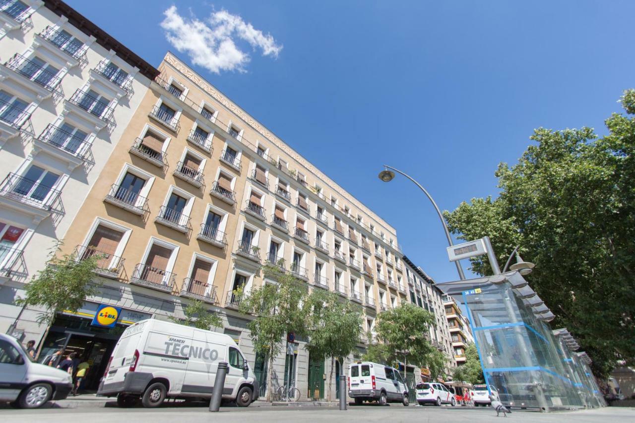Homelike Plaza Mayor Madrid Bagian luar foto